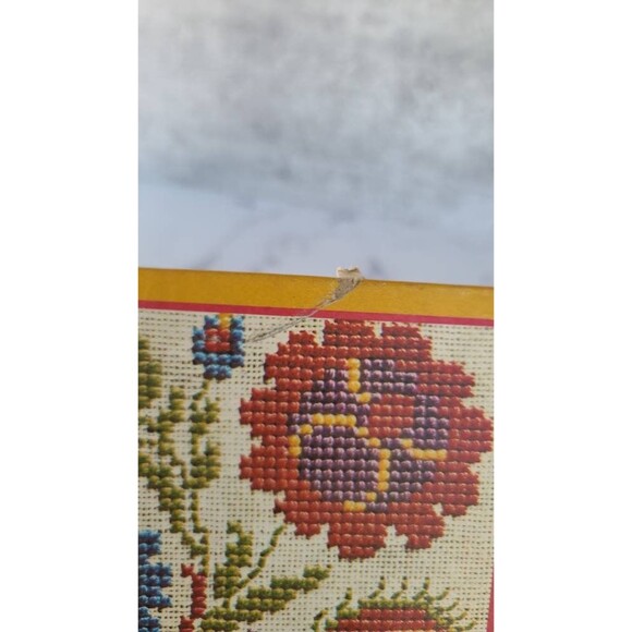 Creative Hands, Volume 1 - Picture 8 of 10